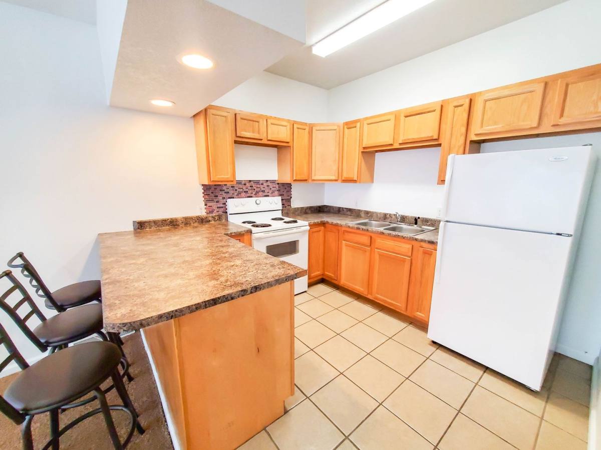 Apartment for rent at 818 Sassafras St, Erie, PA 16501