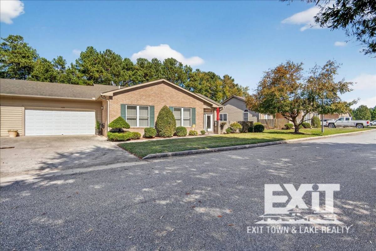 House for rent at 238 Beaver Creek Dr, South Hill, VA 23970