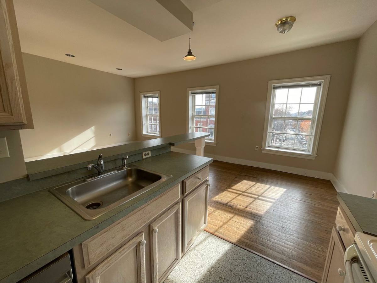 Apartment for rent at 3037 - 3041 M St #NW, Washington, DC 20007