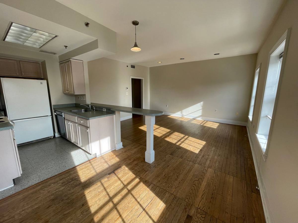 Apartment for rent at 3037 - 3041 M St #NW, Washington, DC 20007