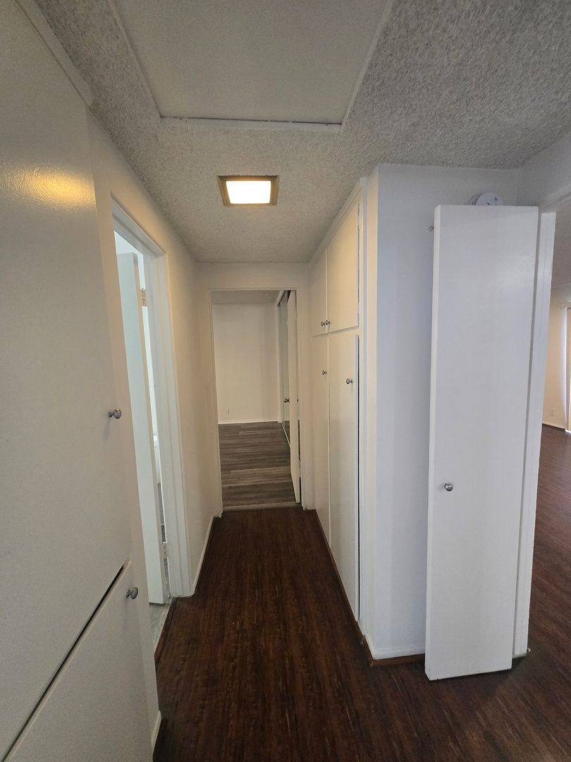 Apartment for rent at 1344 Glenwood Rd, Glendale, CA 91201