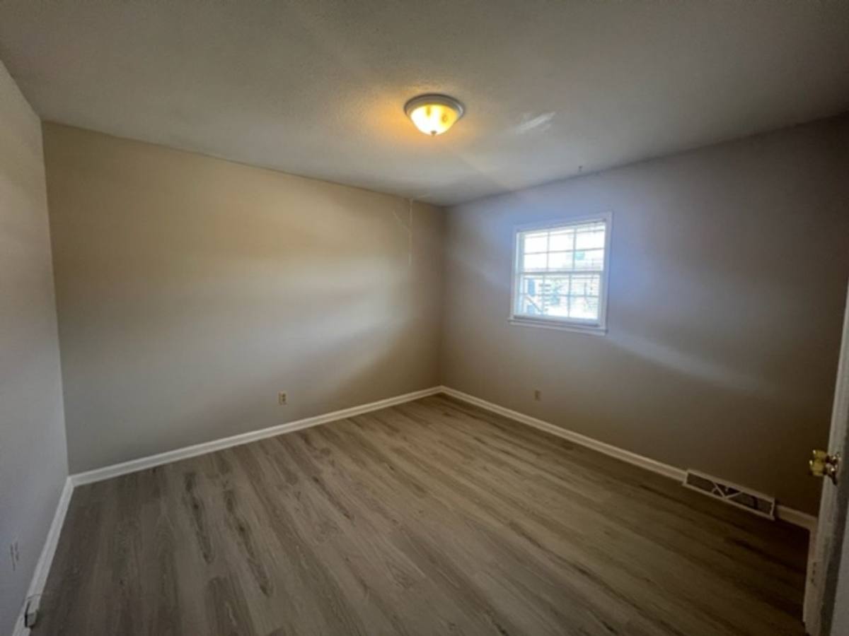 Apartment for rent at 100 Ivey Rd, Graham, NC 27253