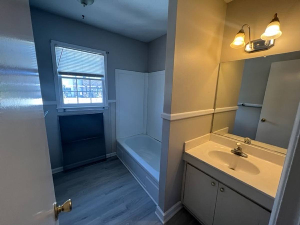 Apartment for rent at 100 Ivey Rd, Graham, NC 27253