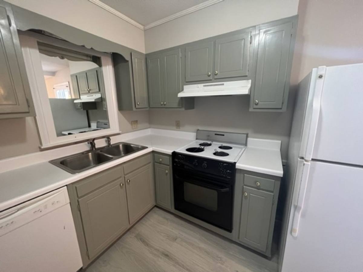 Apartment for rent at 100 Ivey Rd, Graham, NC 27253