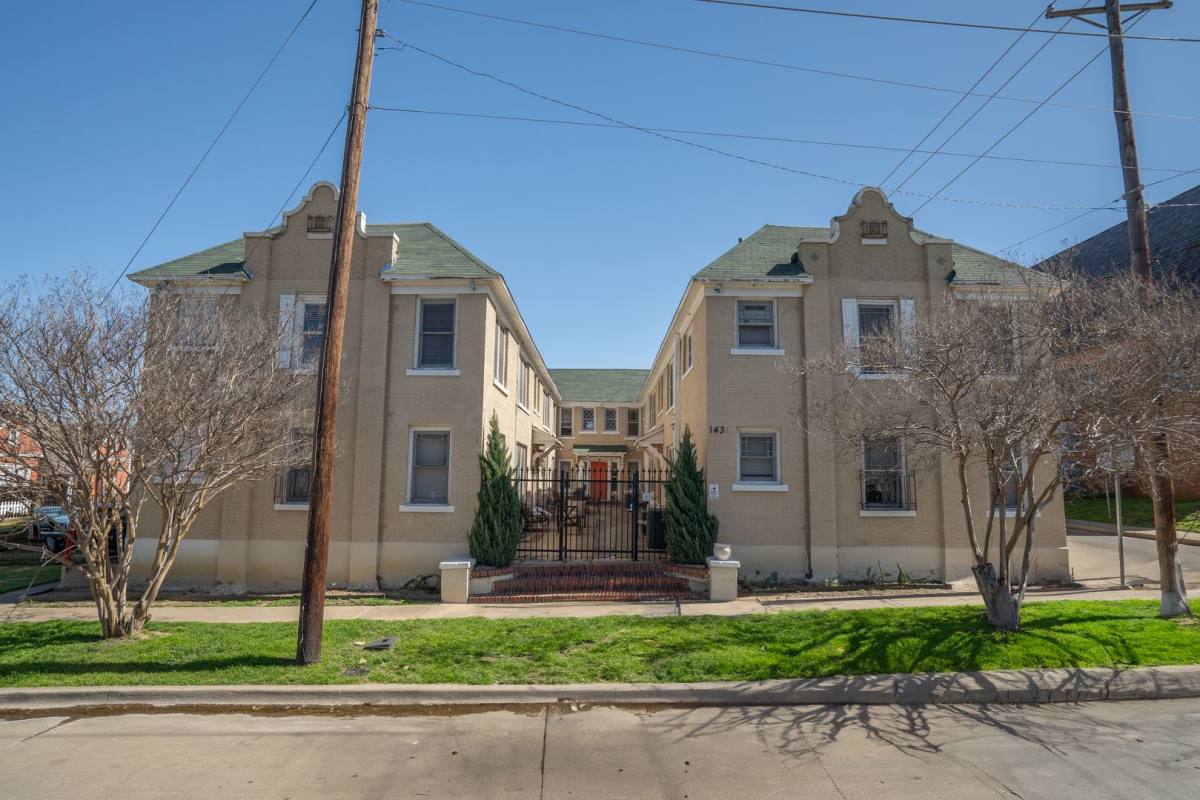 Apartment for rent at 1431 Lipscomb St, Fort Worth, TX 76104