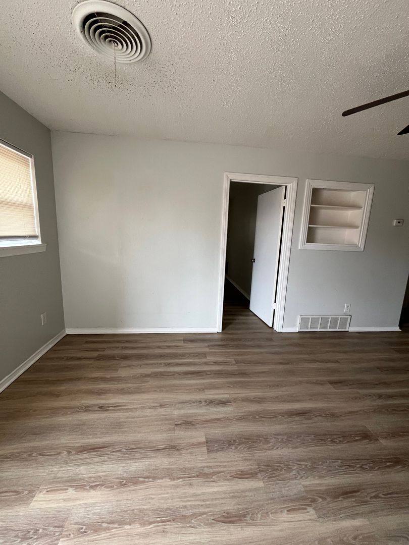 Apartment for rent at 1618 58th St, Lubbock, TX 79412