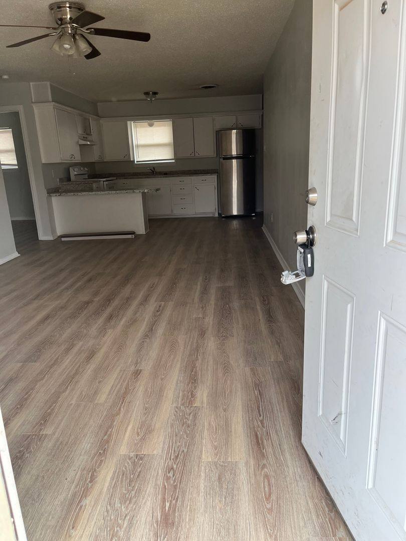 Apartment for rent at 1618 58th St, Lubbock, TX 79412