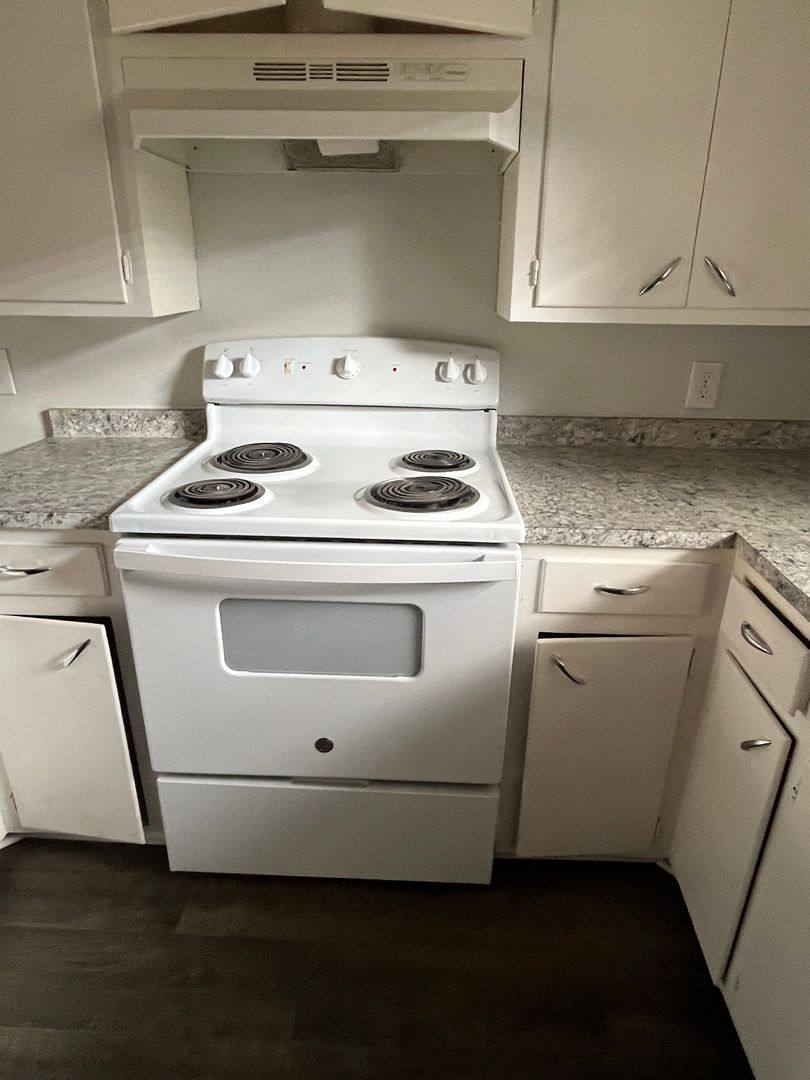 Apartment for rent at 1618 58th St, Lubbock, TX 79412