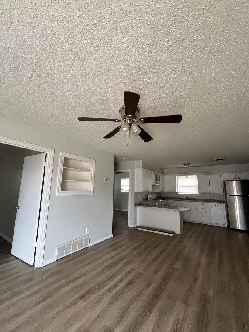 Apartment for rent at 1618 58th St, Lubbock, TX 79412