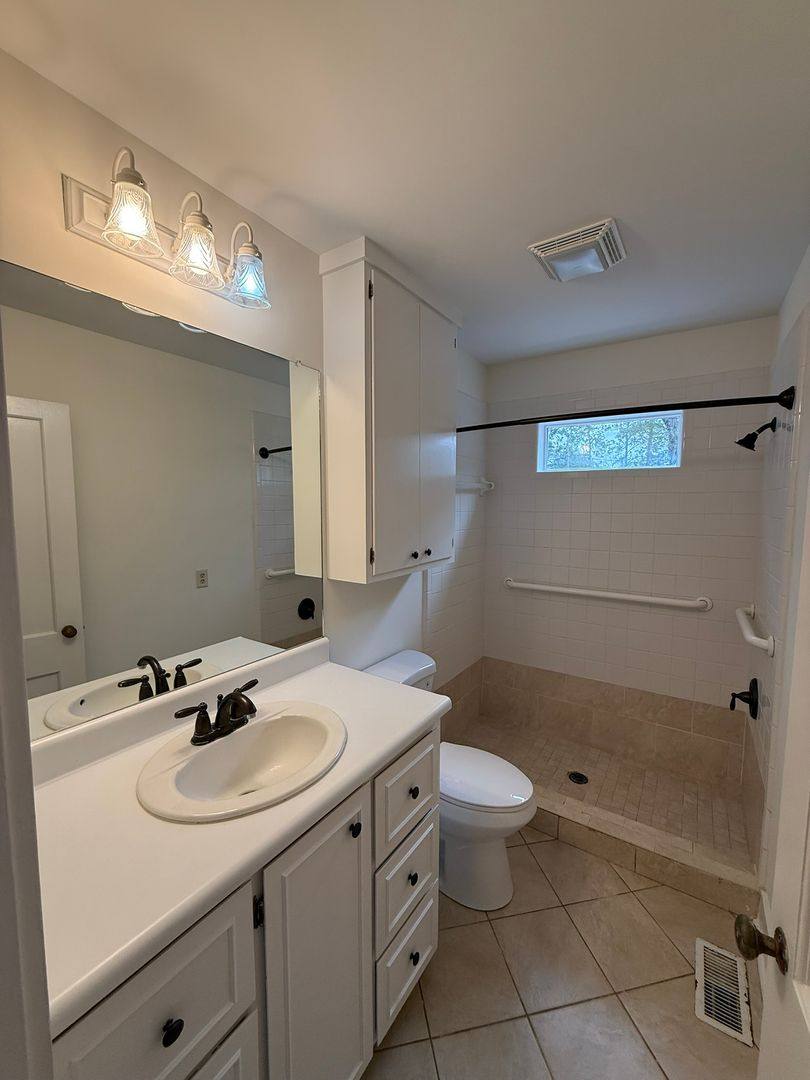 Townhouse for rent at 112 Donaldson St, Statesboro, GA 30458