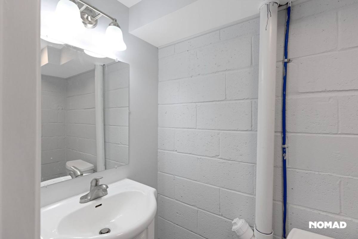 Townhouse for rent at 2207 Firethorn Rd, Middle River, MD 21220