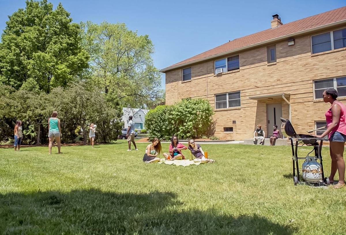 Apartment for rent at 144, 212, 224 Highland Ave, East Lansing, MI 48823