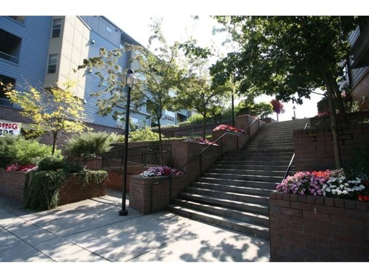 Apartment for rent at 945 NW Naito Parkway, Portland, OR 97209