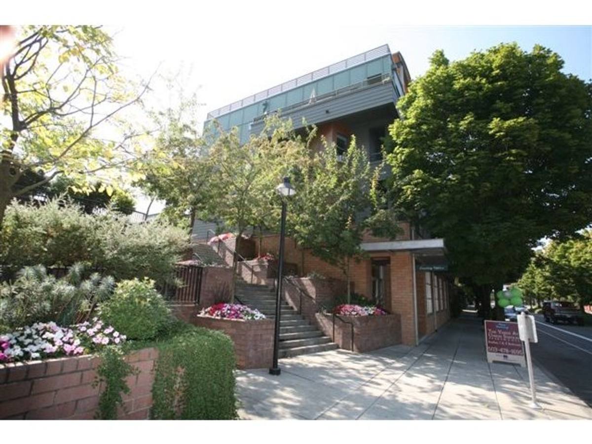 Apartment for rent at 945 NW Naito Parkway, Portland, OR 97209