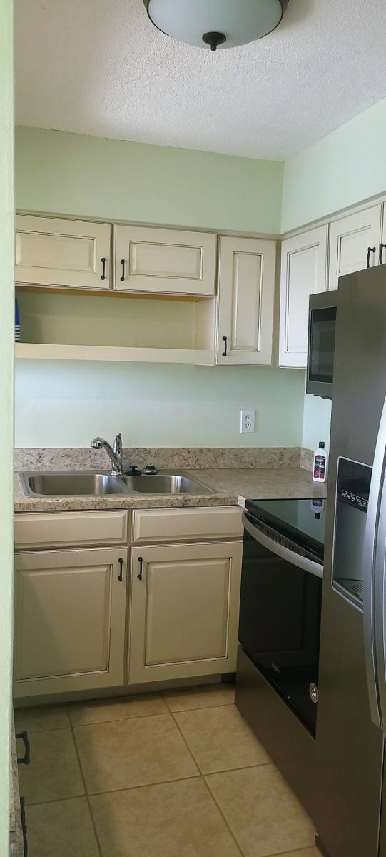 Apartment for rent at 1437 N Atlantic Ave, Daytona Beach, FL 32118