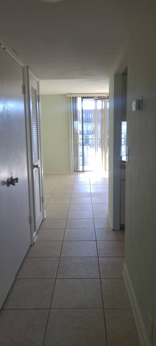 Apartment for rent at 1437 N Atlantic Ave, Daytona Beach, FL 32118