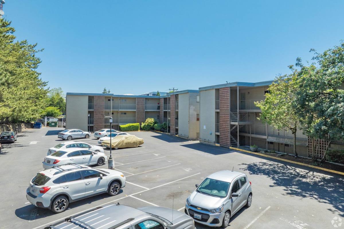 Apartment for rent at 11054-11060 4th Ave SW, Seattle, WA 98146