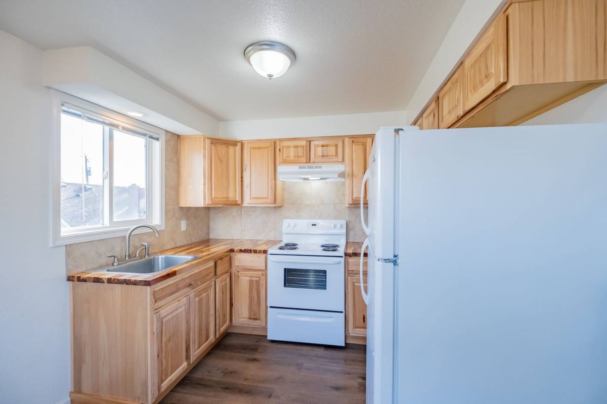 Apartment for rent at 800 S 4th St, Independence, OR 97351