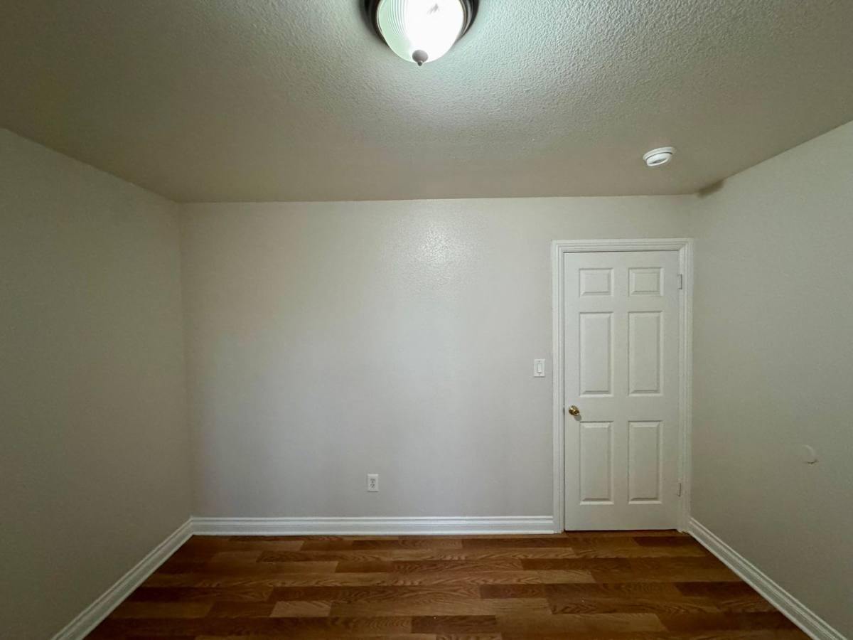 Townhouse for rent at 10524 S Avalon Blvd, Los Angeles, CA 90003