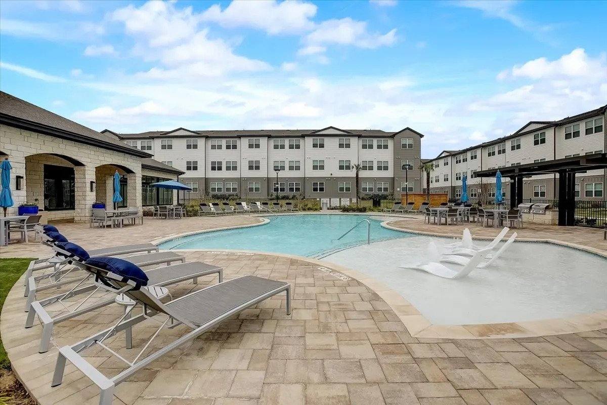 Apartment for rent at 296 E Wilco Highway B7-45, Hutto, TX 78634