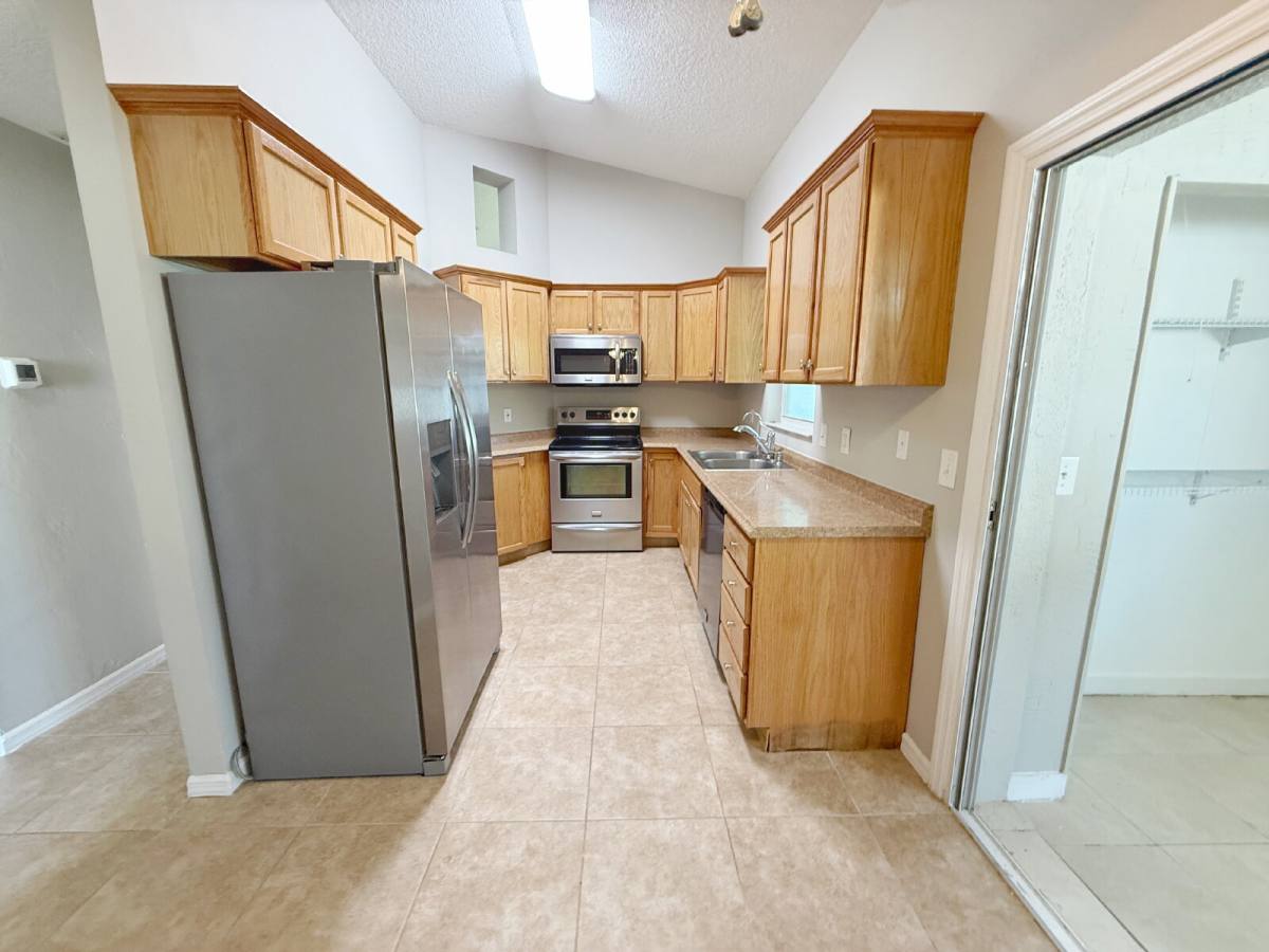 House for rent at 39 Fischer Lane, Palm Coast, FL 32137