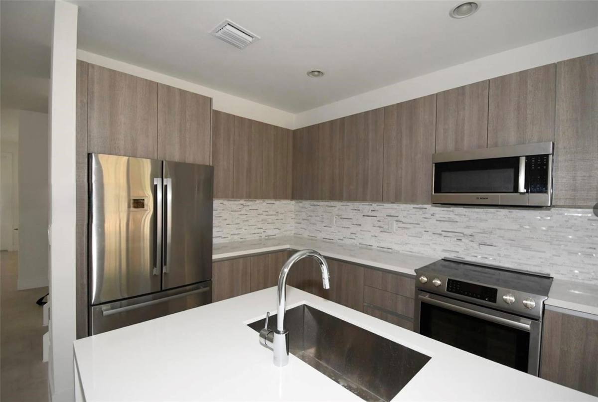 House for rent at 10259 NW 72nd Terrace, Miami, FL 33178