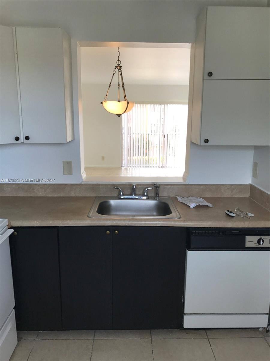 Apartment for rent at 8610 N Sherman Circle, Hollywood, FL 33025