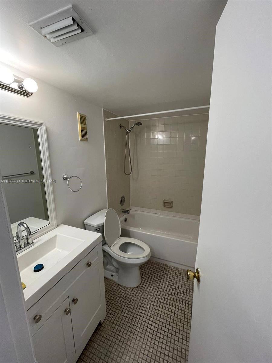 Apartment for rent at 8610 N Sherman Circle, Hollywood, FL 33025