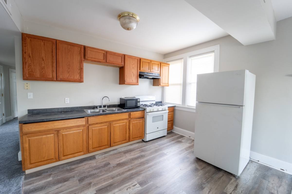 Apartment for rent at 611 Prospect Place #3, Cincinnati, OH 45229