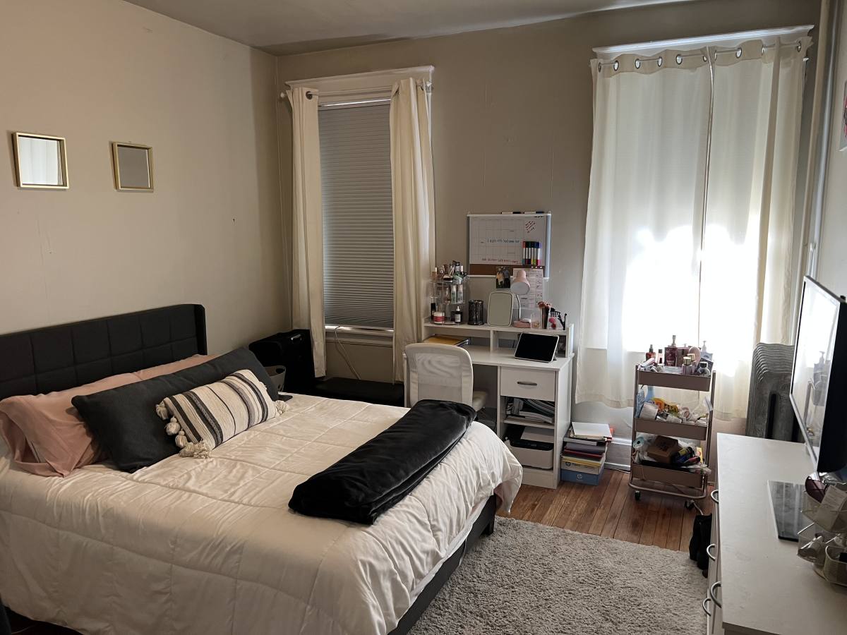 Apartment for rent at 265 W McMillan St #2, Cincinnati, OH 45219