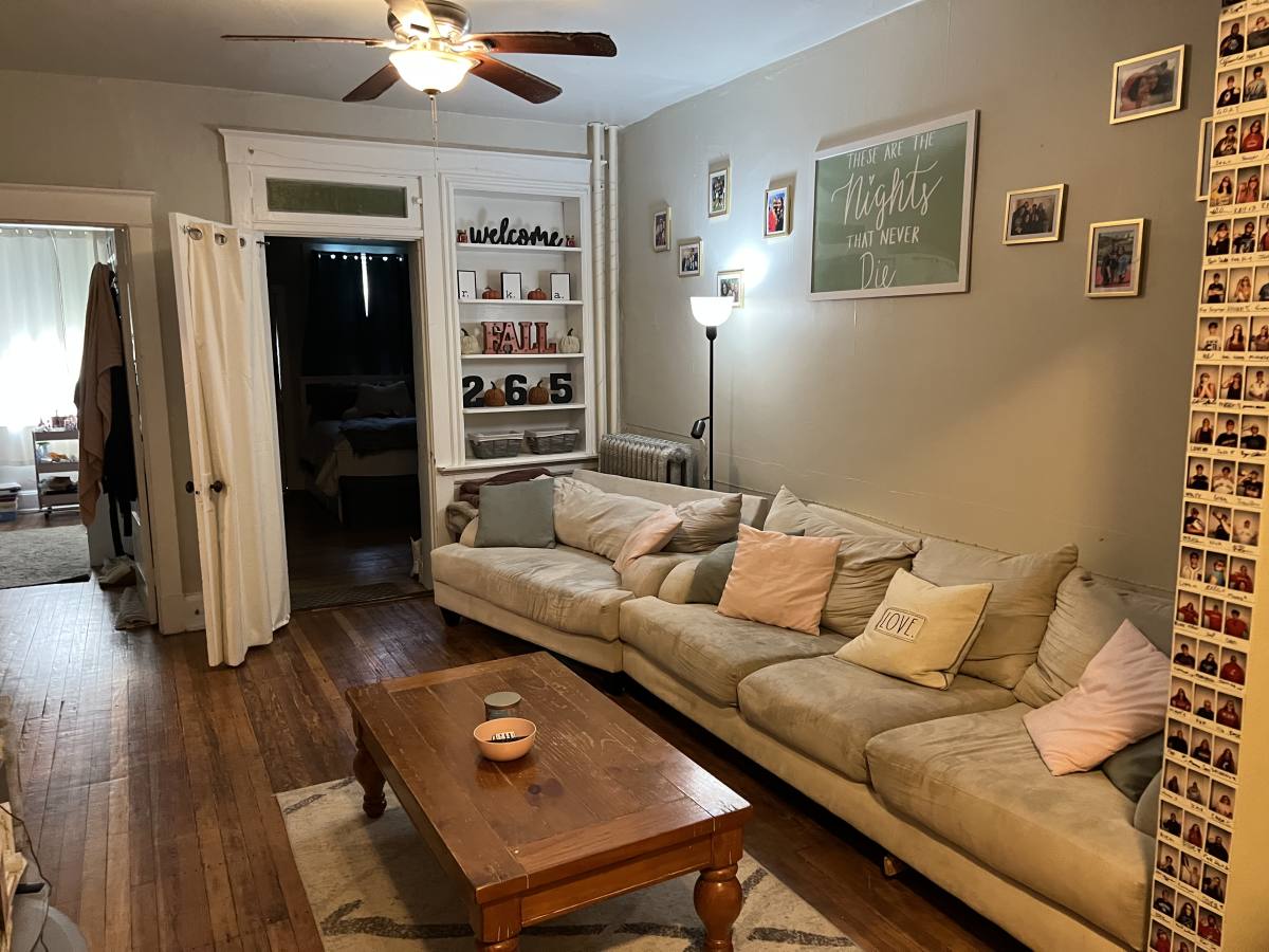 Apartment for rent at 265 W McMillan St #2, Cincinnati, OH 45219