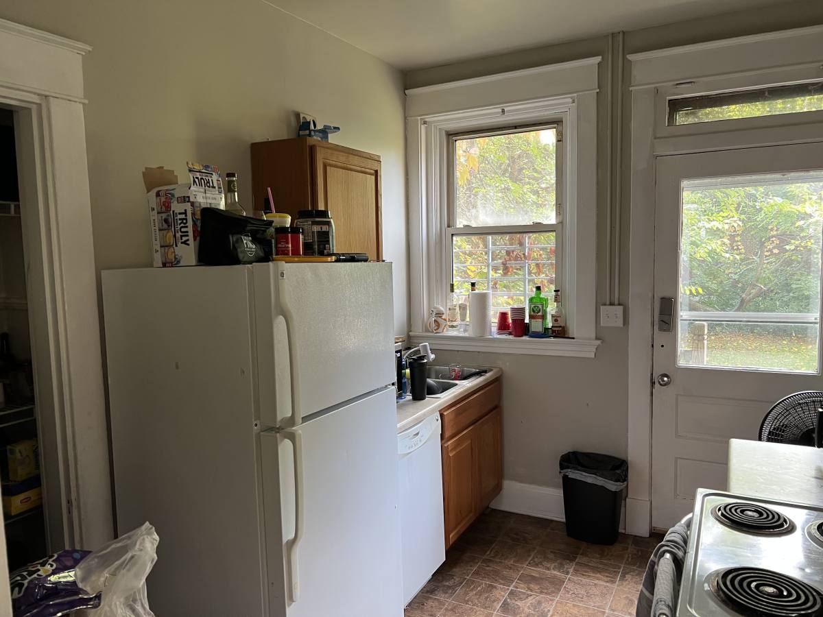 Apartment for rent at 265 W McMillan St #1, Cincinnati, OH 45219