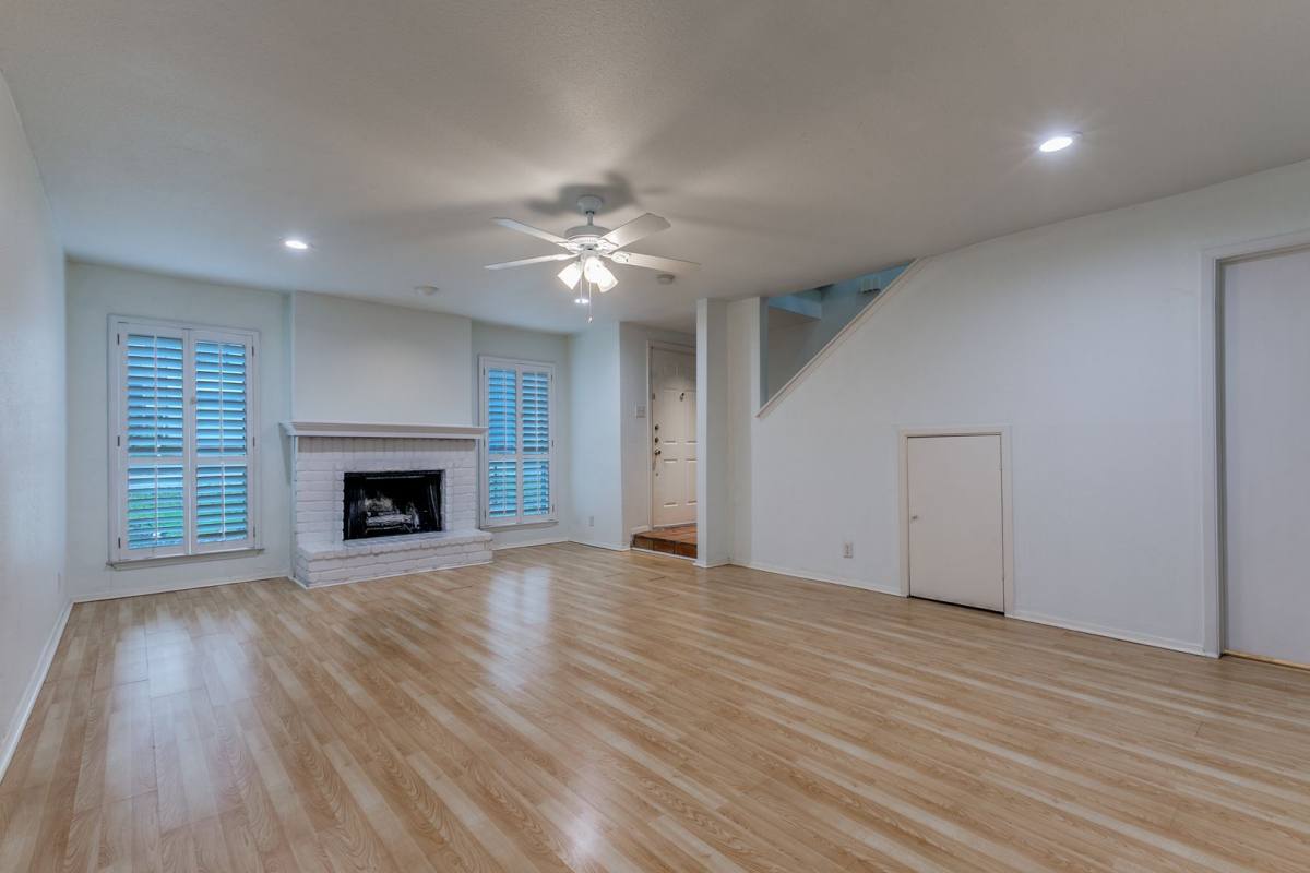 Townhouse for rent at 8123 Scottshill, San Antonio, TX 78209