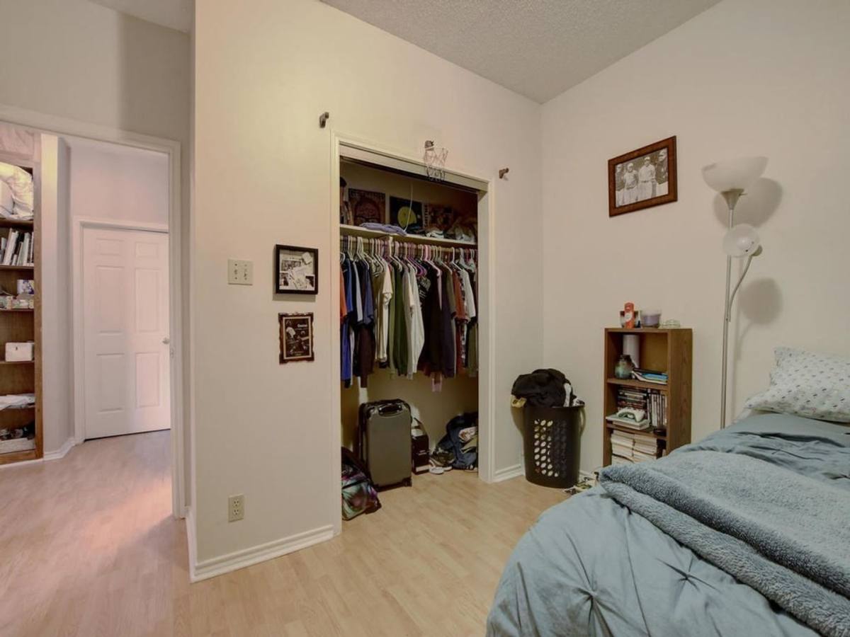 Apartment for rent at 2414 Longview, Austin, TX 78705