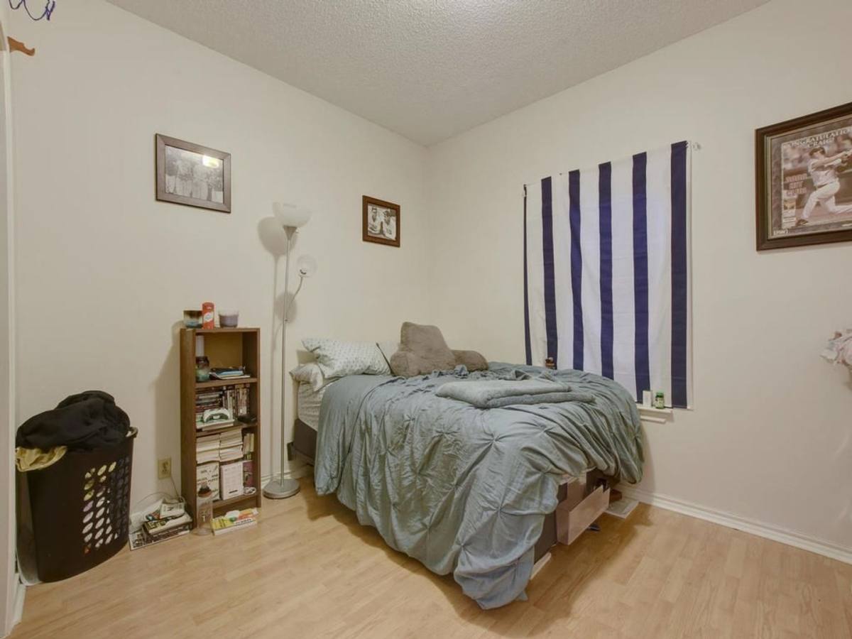 Apartment for rent at 2414 Longview, Austin, TX 78705