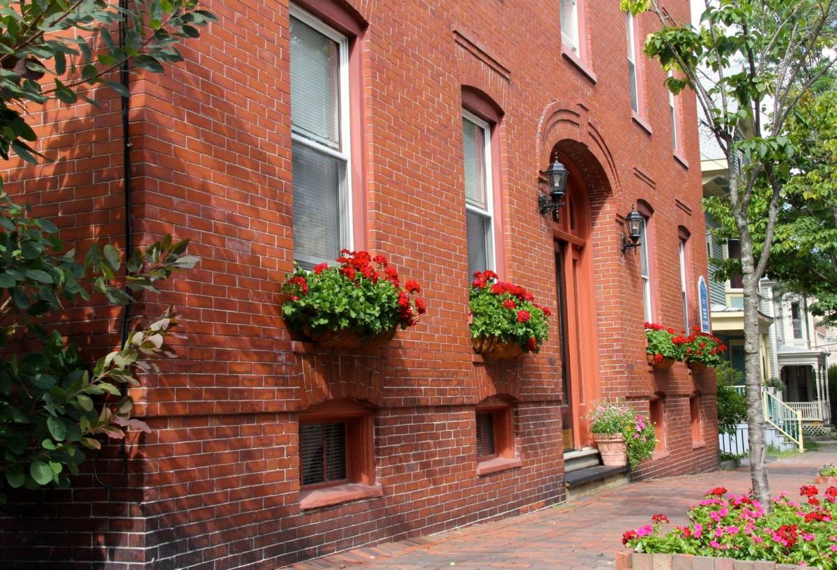 Apartment for rent at 111 Sherman St, Portland, ME 04101
