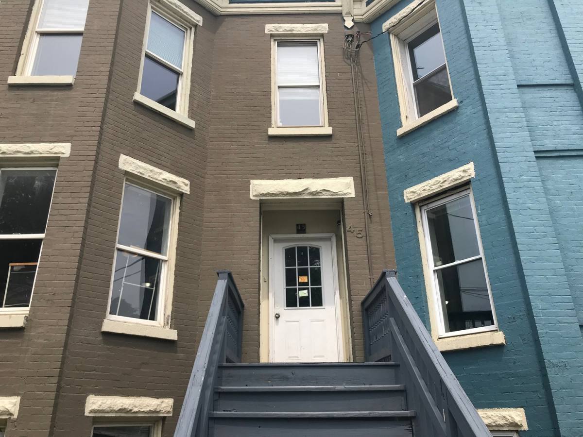 Apartment for rent at 45 Elberon Place, Albany, NY 12203