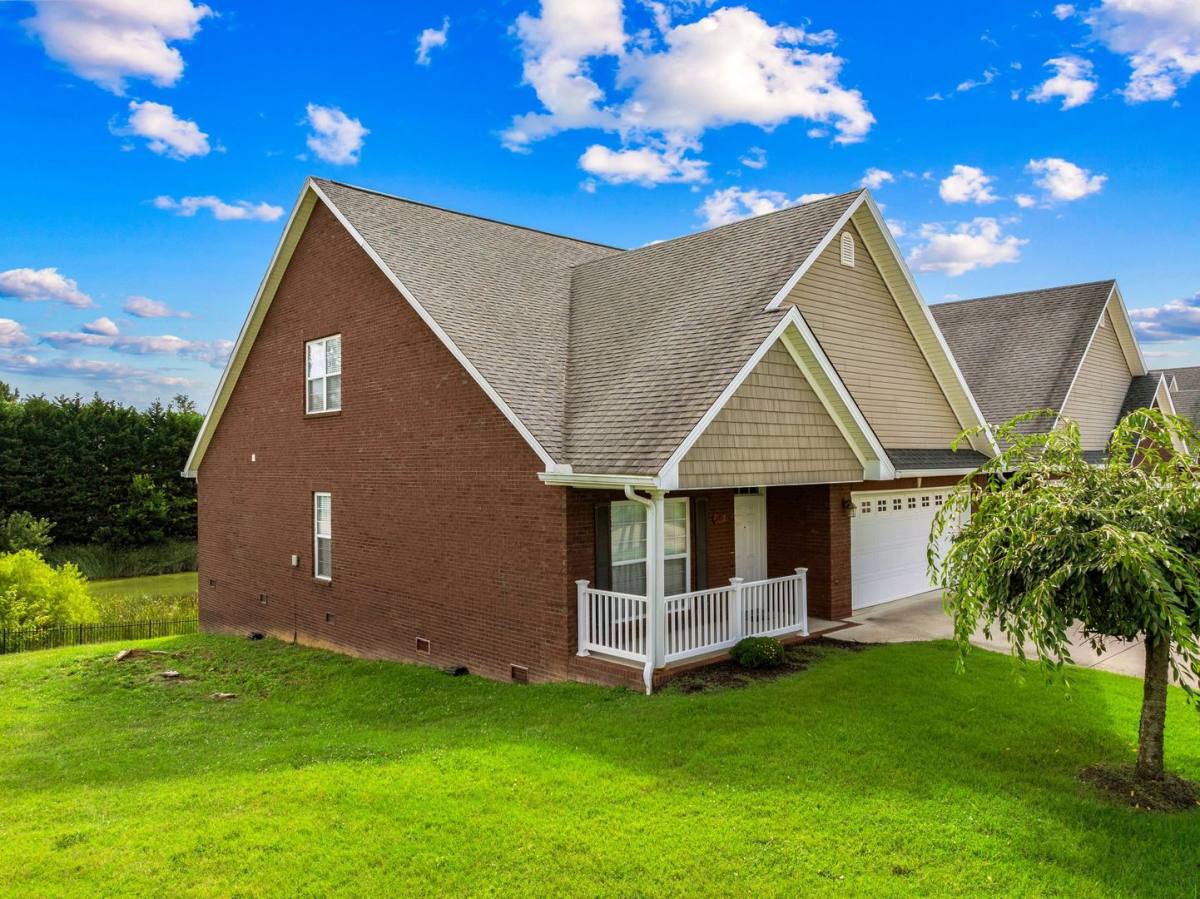 Townhouse for rent at 3471 Walden Dr, Morristown, TN 37814