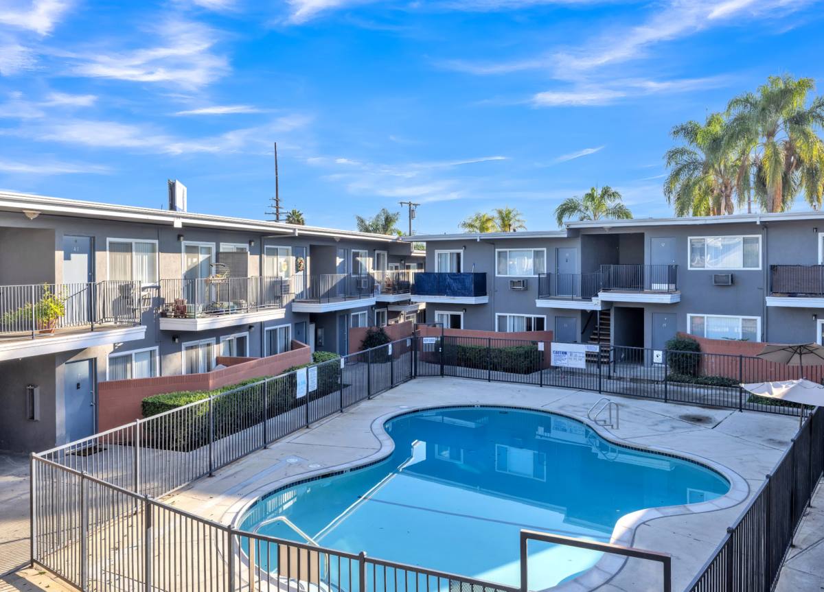 Apartment for rent at 14515 Leffingwell Rd, Whittier, CA 90604