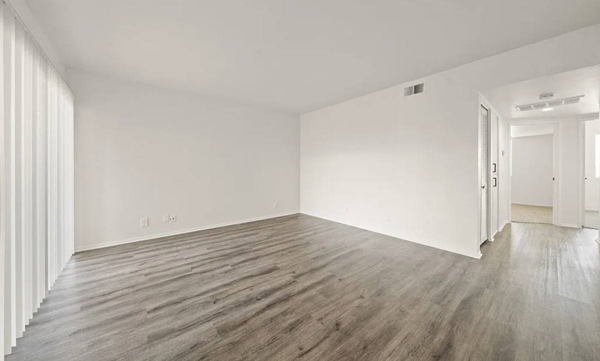 Apartment for rent at 14515 Leffingwell Rd, Whittier, CA 90604