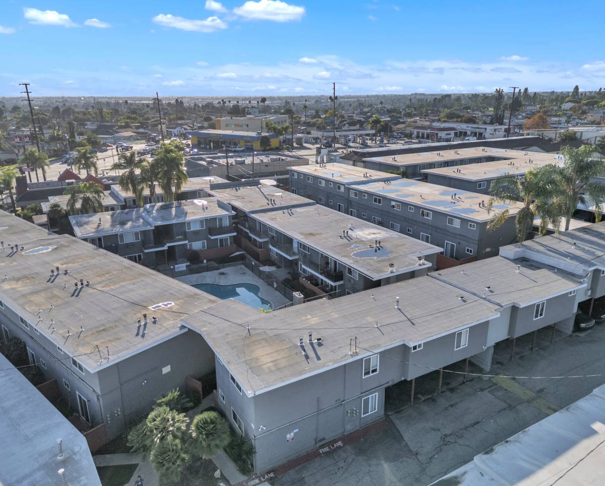 Apartment for rent at 14515 Leffingwell Rd, Whittier, CA 90604