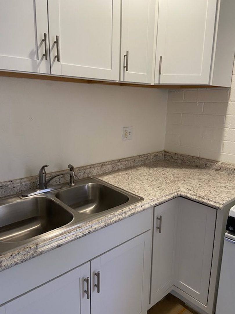 Apartment for rent at 201-211 W Kelso St, Tucson, AZ 85705