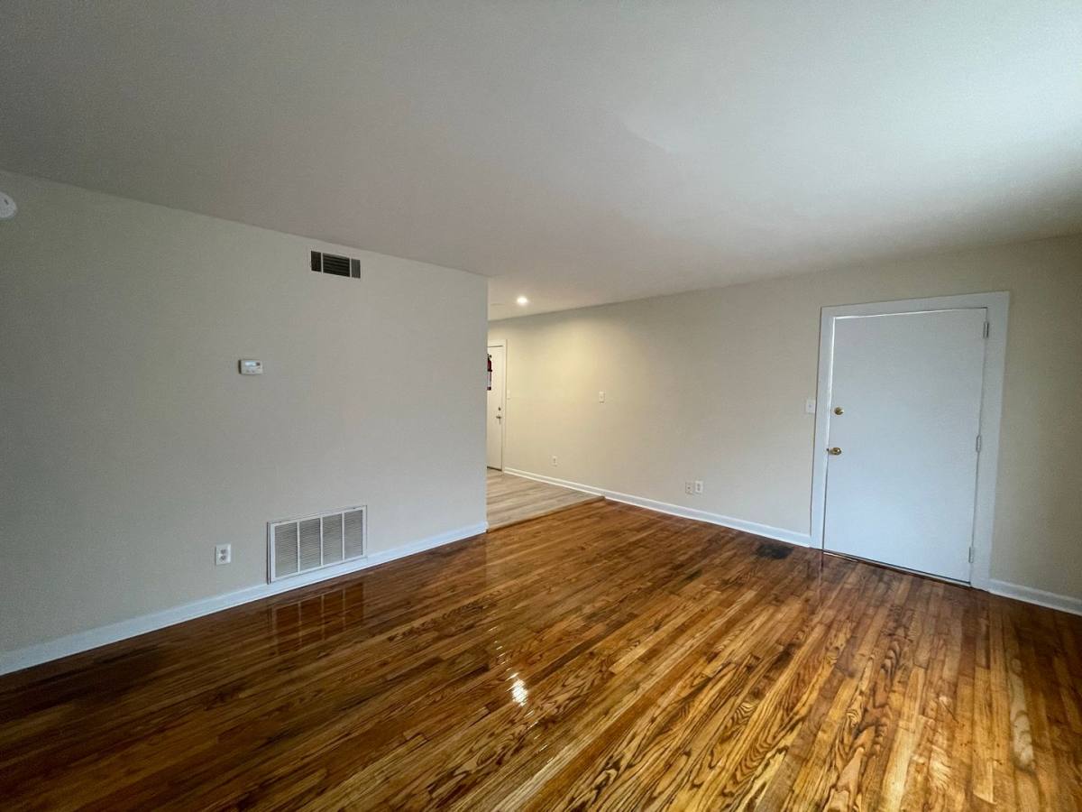 Apartment for rent at 136 Grady Ave, Athens, GA 30601