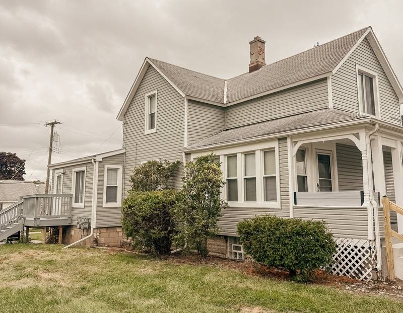 Apartment for rent at 2474 4th St #2, Trenton, MI 48183