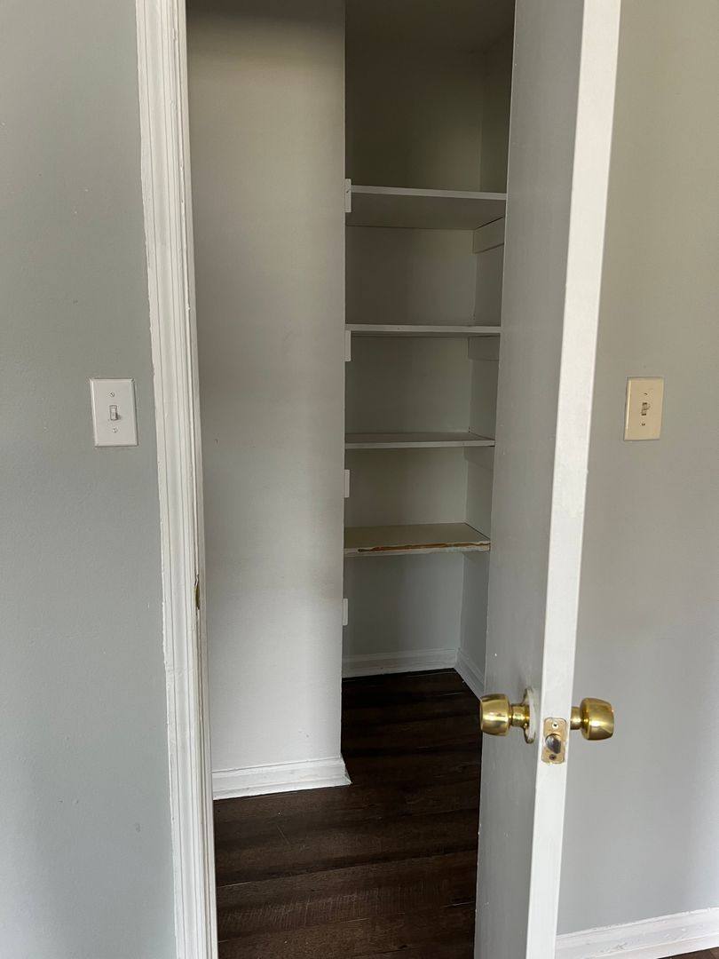 Apartment for rent at 300 Carriage Lane, Albany, GA 31721