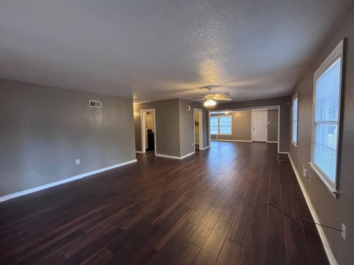 House for rent at 3906 S Barrow Dr, Baton Rouge, LA 70802
