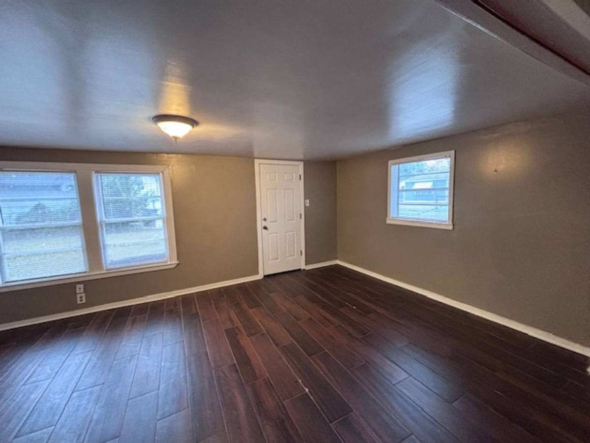 House for rent at 3906 S Barrow Dr, Baton Rouge, LA 70802