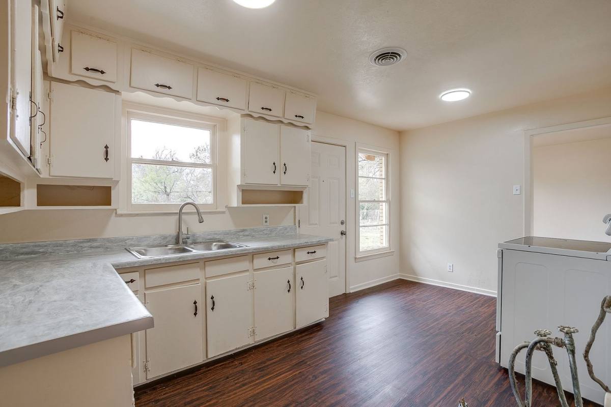 House for rent at 4315 Mackey Dr, North Richland Hills, TX 76180