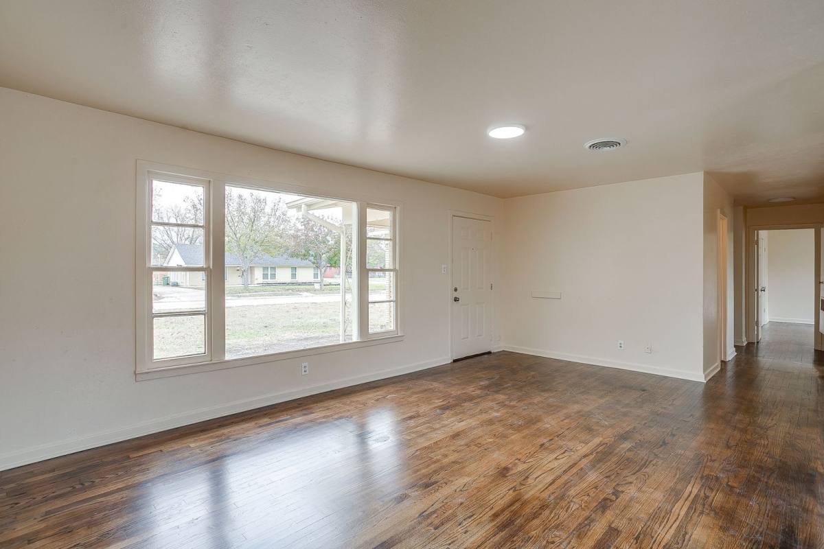 House for rent at 4315 Mackey Dr, North Richland Hills, TX 76180