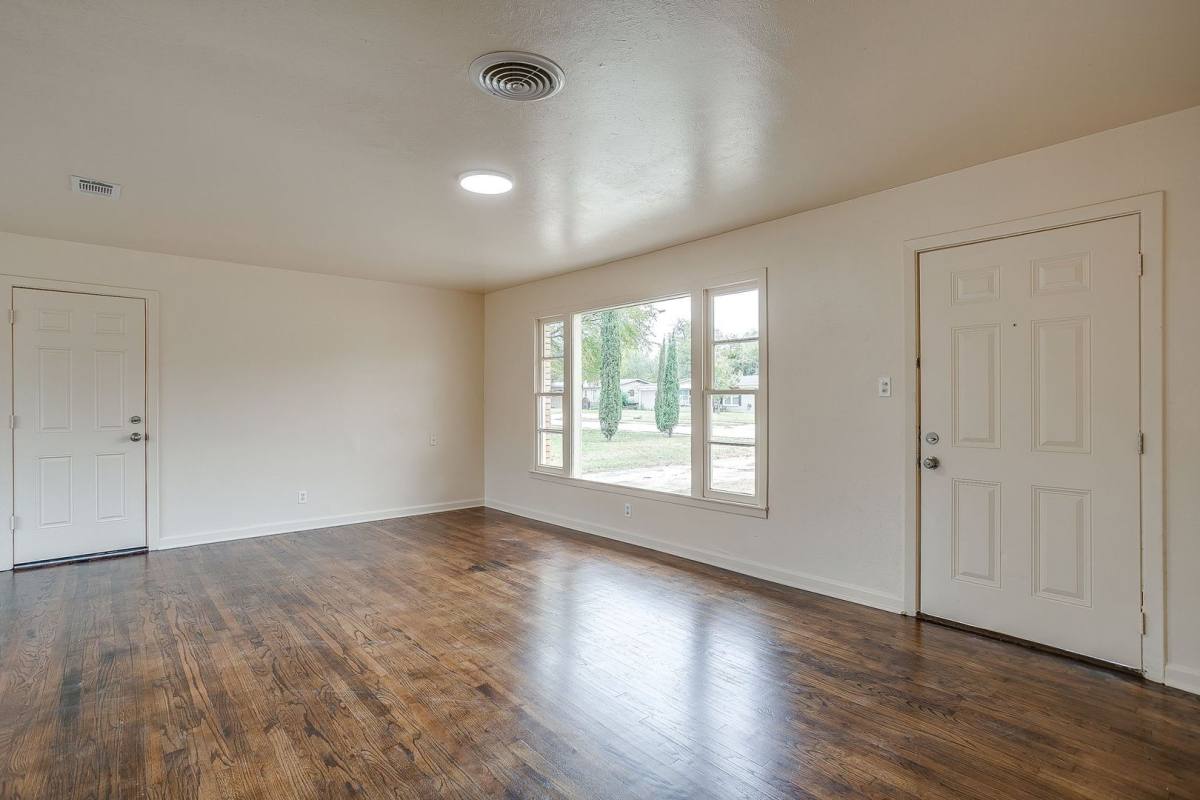 House for rent at 4315 Mackey Dr, North Richland Hills, TX 76180